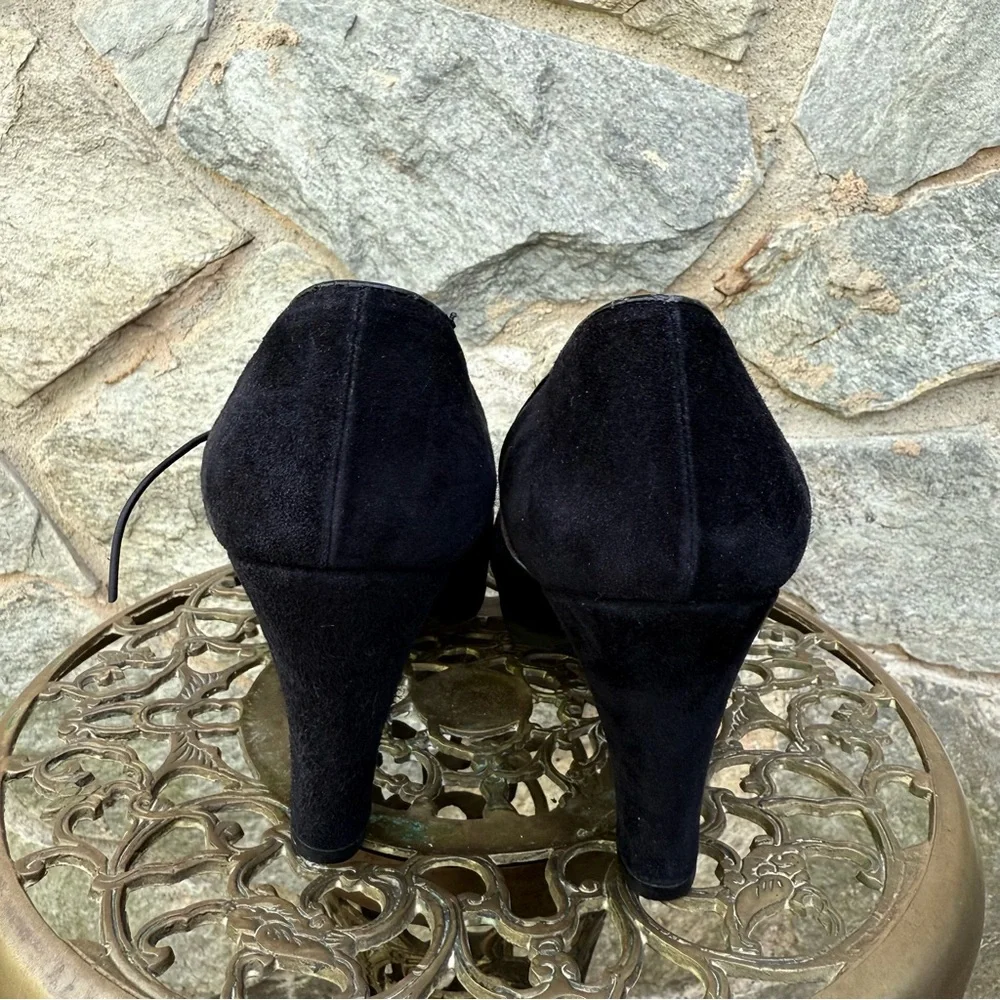 Gucci Vintage Black Suede Heels size 7